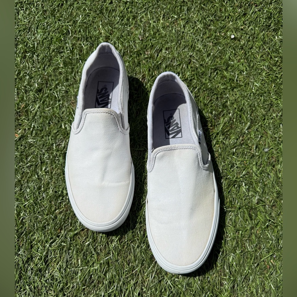 Classic Vans White Slip Shoe Sz (9)